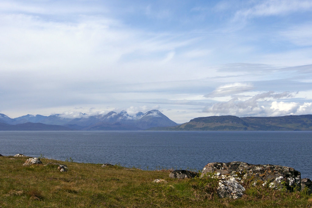 Cuillin_1305.JPG - View of the Cuillins, Raasay, Scalpay