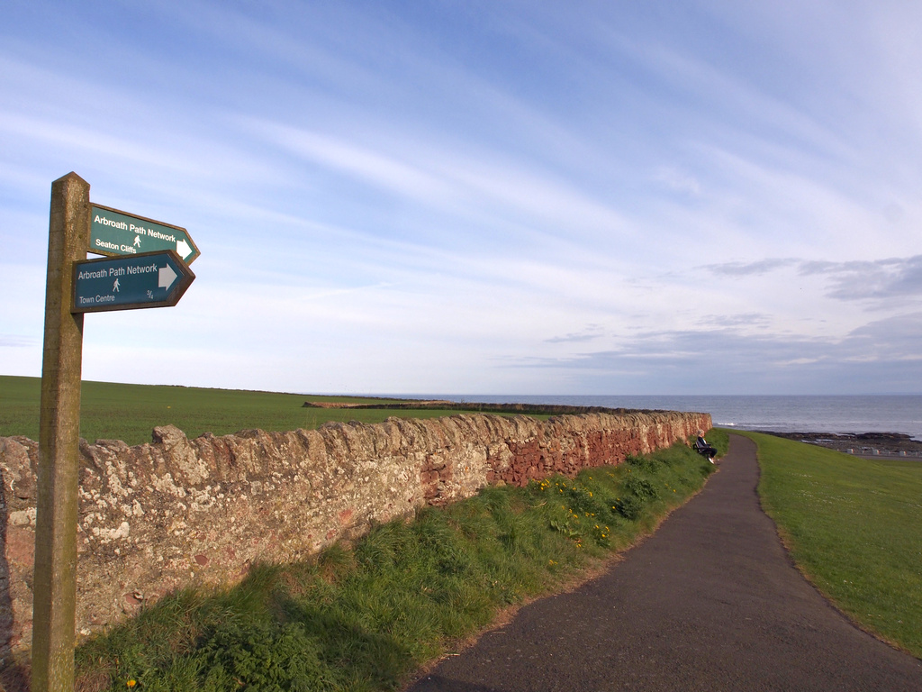 Arbroath_0930.JPG - Abroath to Carnoustie coastal path