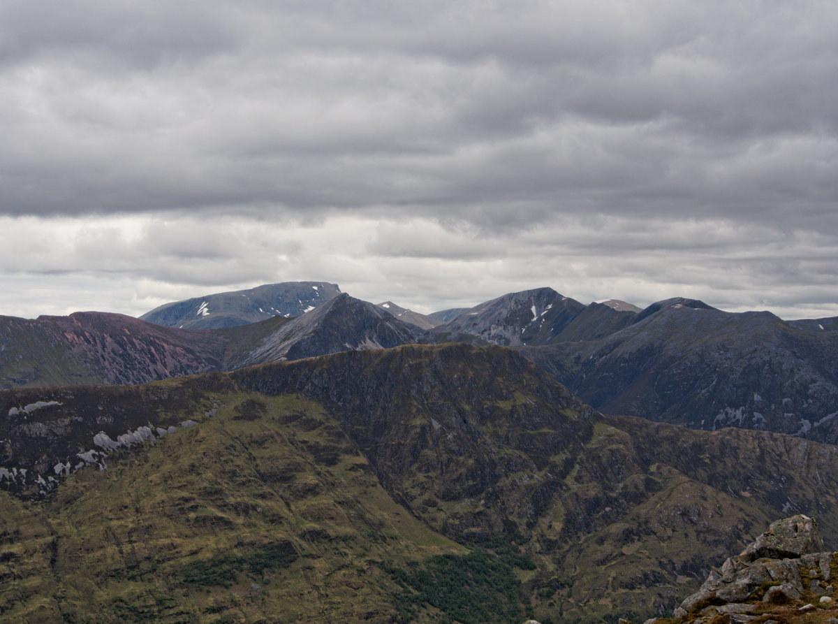 BenNevis_0731a_DxO.jpg - The Mamores. Ben Nevis in the background.