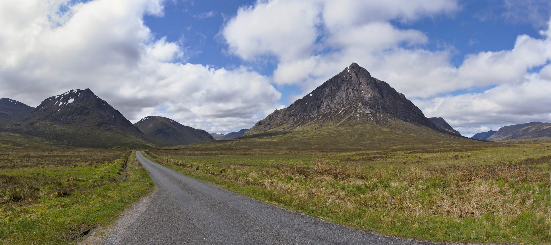 GlenEtive_0494-97a.jpg - Road to Glen Etive, Stob Dearg and Stob a Ghlais Choire