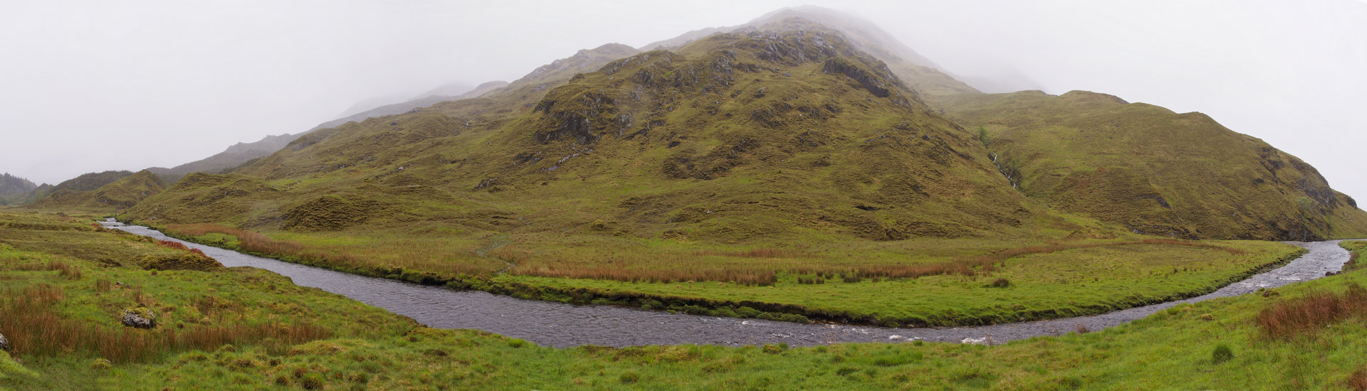 GlenShiel_0300-03a.jpg - Glen Shiel in the rain