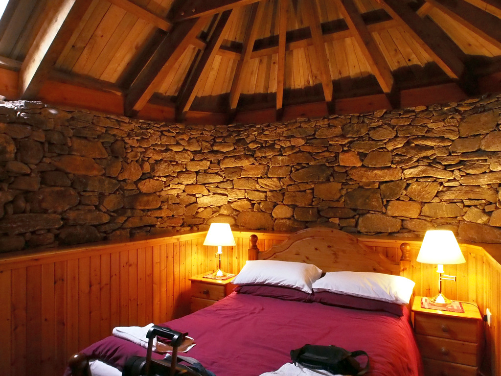 BlackHouse_61130.JPG - interior