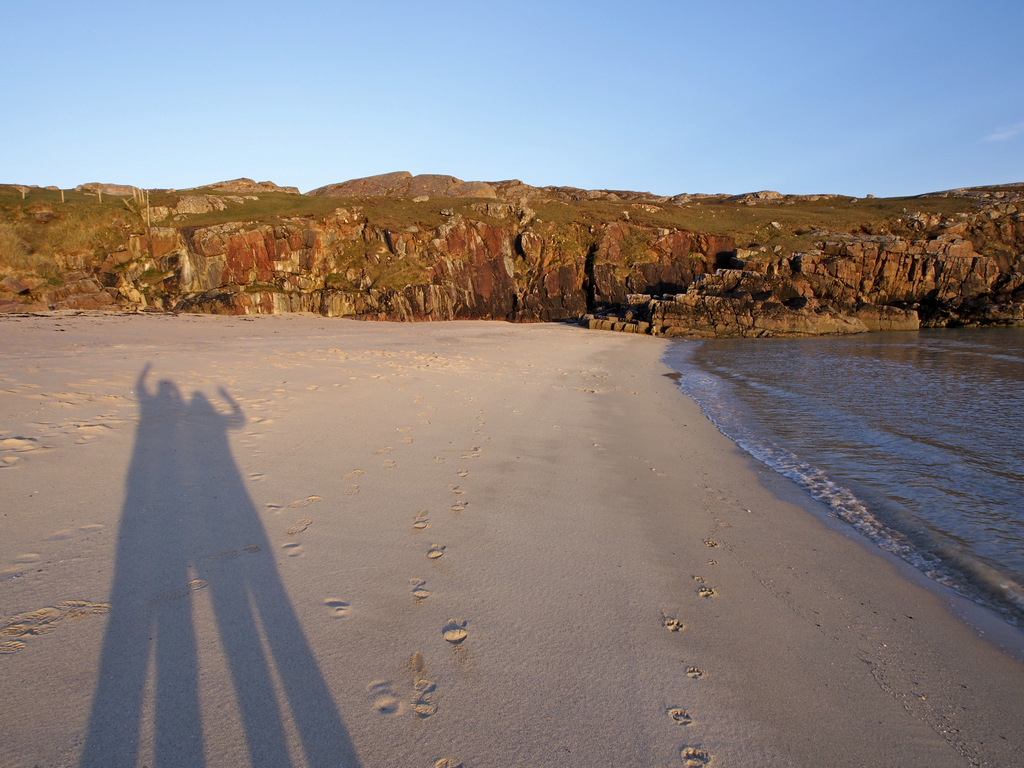 Oldshoremore_0669a.JPG - Oldshoremore shadow selfie