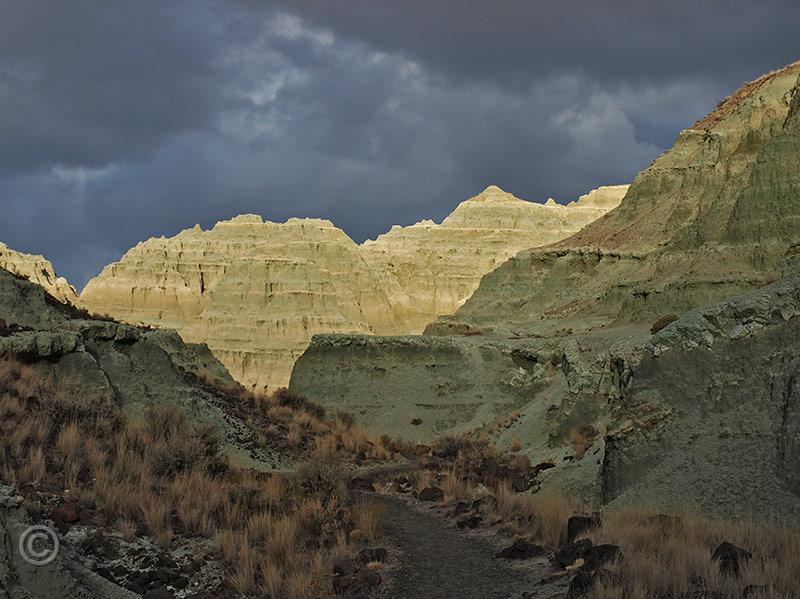 bluebasin572.jpg - Blue Basin Trail