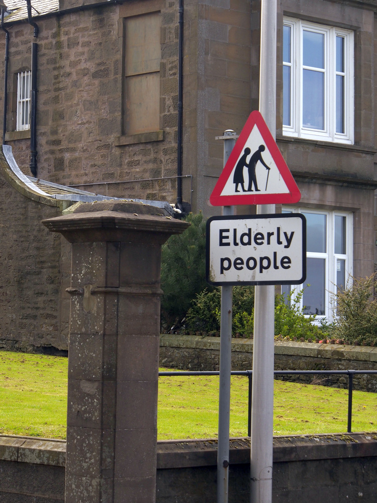 elderly_0805.JPG - We need a sign like this on our road!