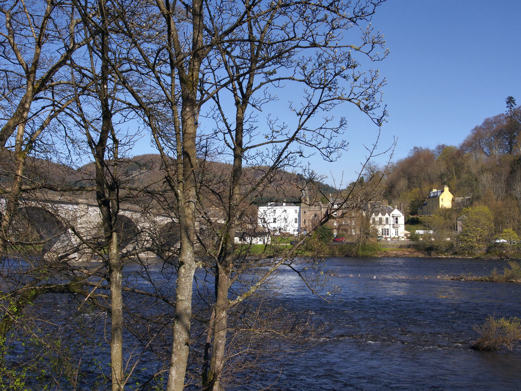 Birnam_0539.JPG - Dunkeld and Telford's Bridge. One of the great engineering feats of the 19th Century.