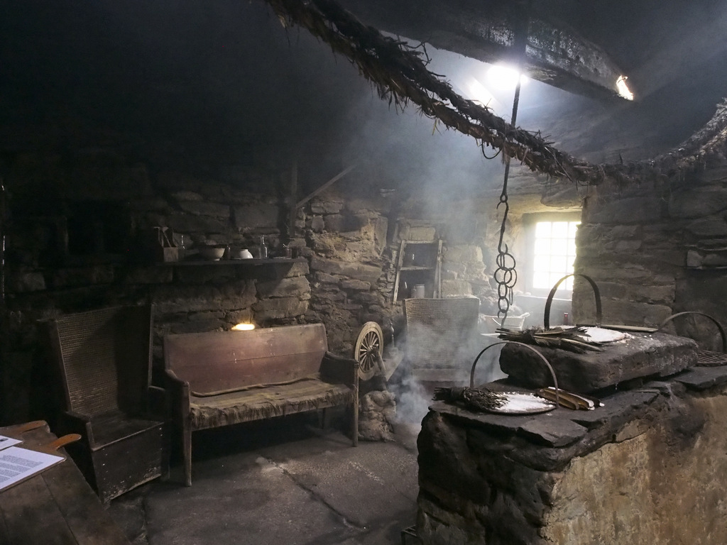 Kirbuster_1158.JPG - This is believed to be the last remaining original, unrestored open hearth in Western Europe. The beam above it is thought to have come from a shipwreck as there have never been large trees on Orkney.