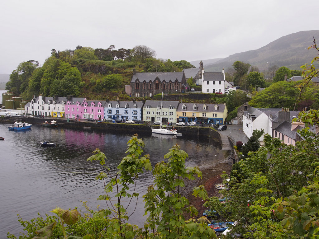 Portree_1170a.JPG - Portree