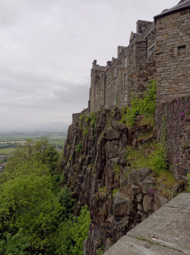 StirlingCastle_1145_DxO.jpg - Impregnable ramparts